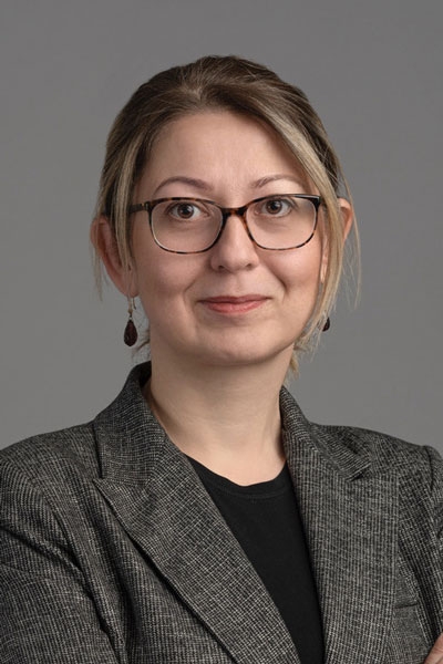 Gunes Karabulut Kurt